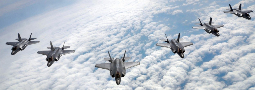 F-35s flying in formation